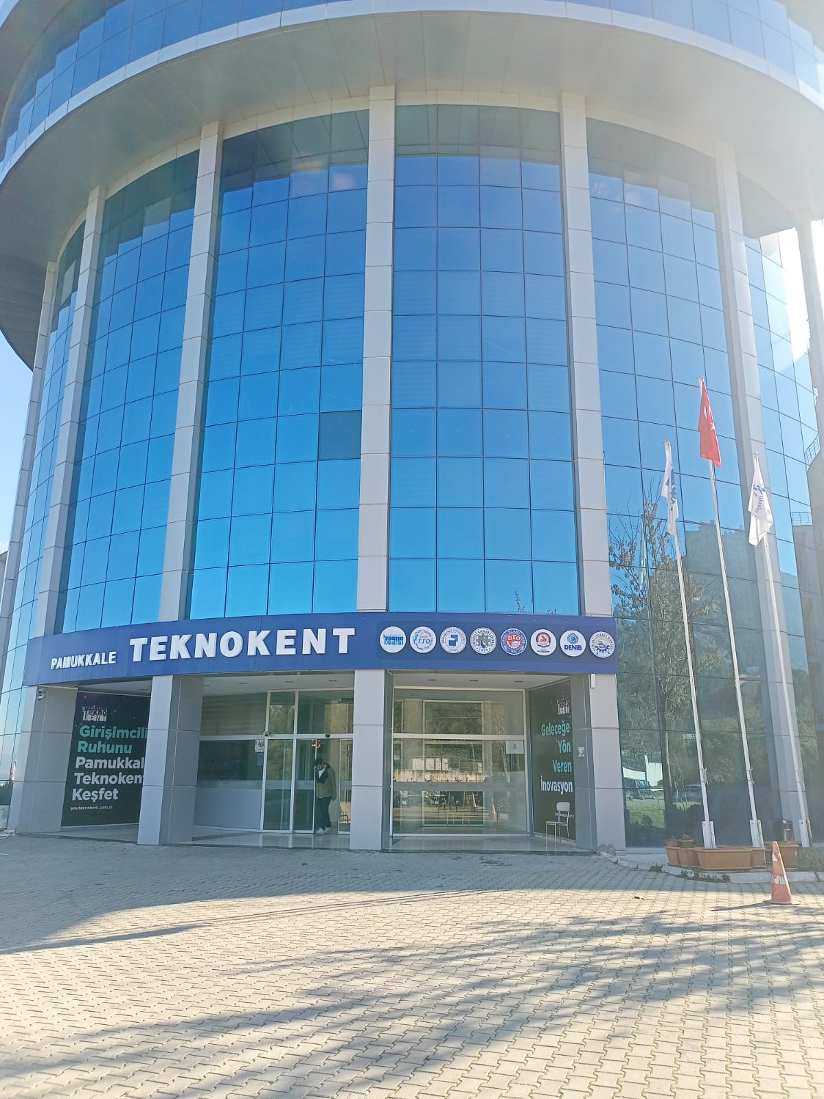 contact office image